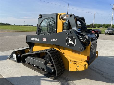 325G Compact Track Loader 